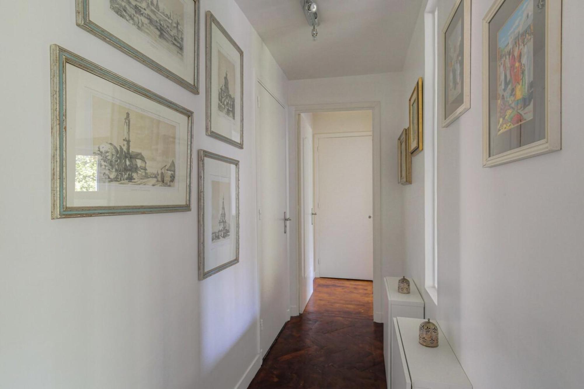 Spacieux Et 100m2 A 4 Min De Tete D'or Apartment *