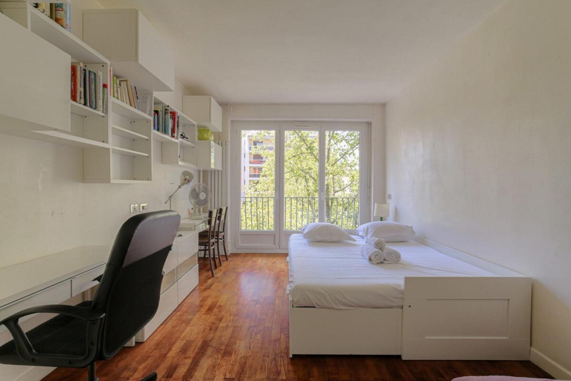 Appartement Spacieux Et 100m2 A 4 Min De Tete D'or Lyon