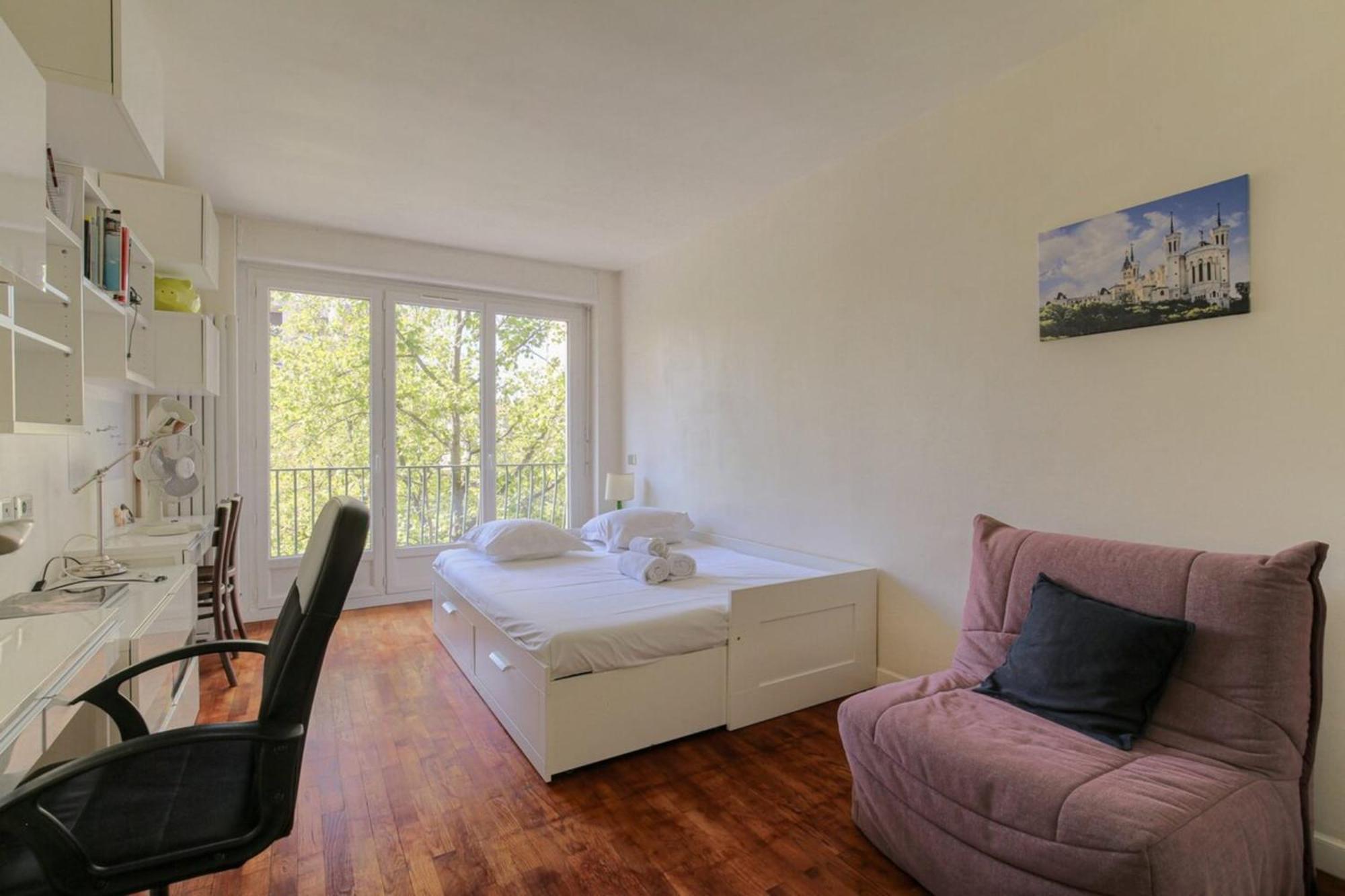 Spacieux Et 100m2 A 4 Min De Tete D'or Appartement Lyon